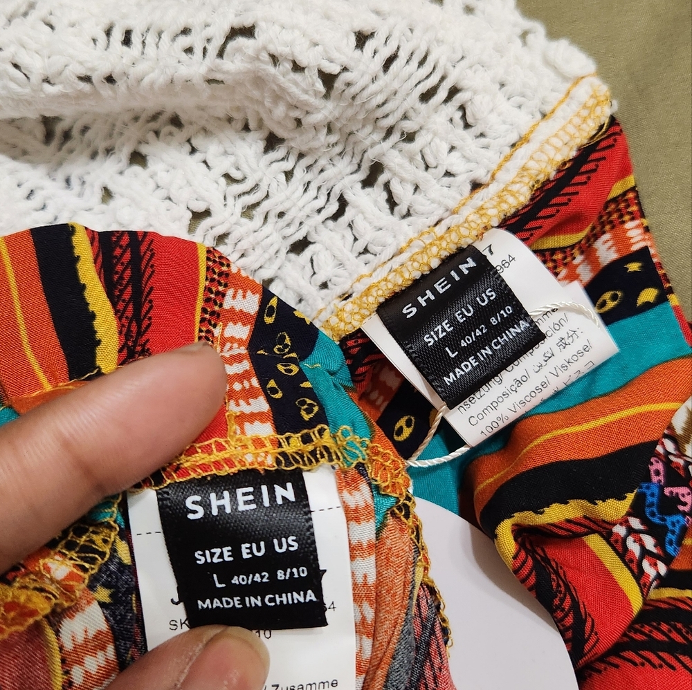 SHEIN Red and Blue Patterned Garment